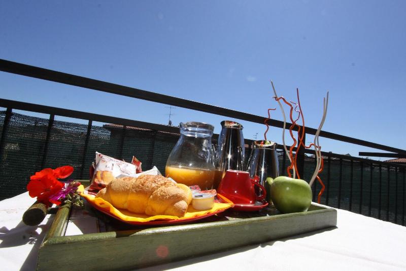 בית מלון כפרי Moonrose