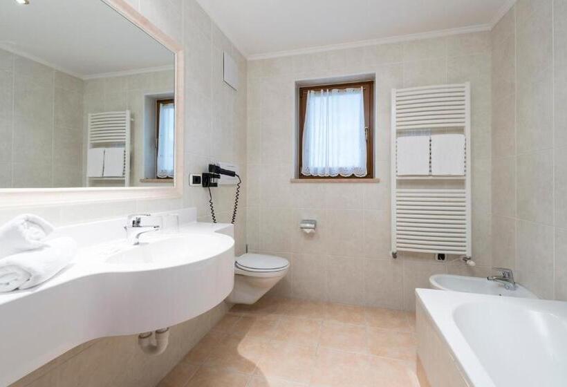 בית מלון כפרי Onach