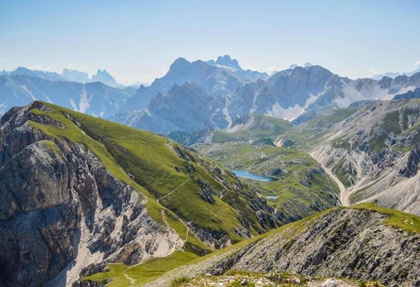 בית מלון כפרי Onach