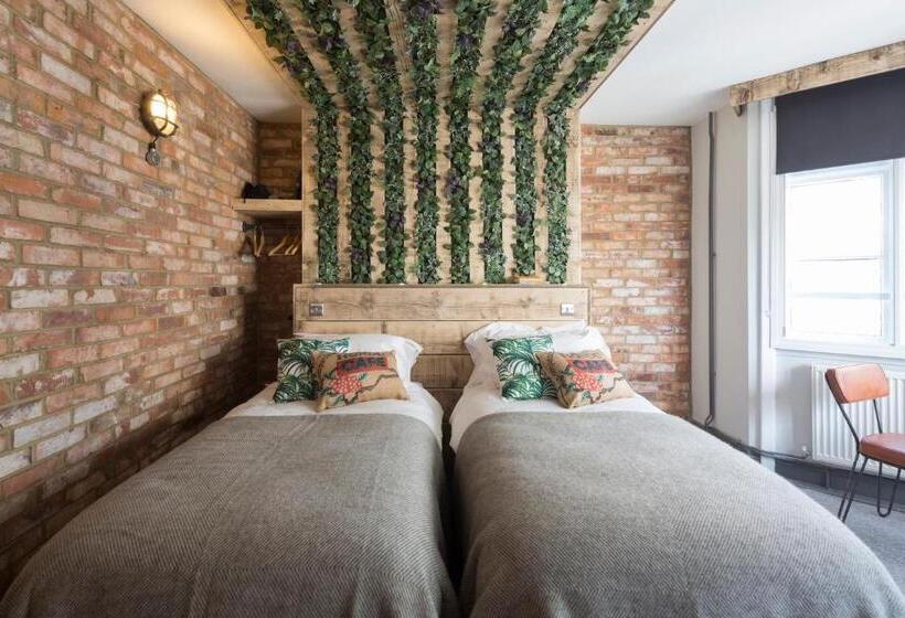 ホテル One Broad Street