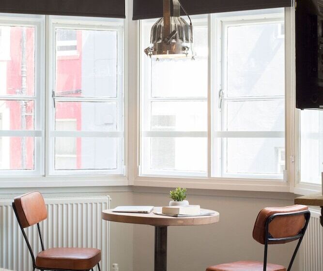 ホテル One Broad Street