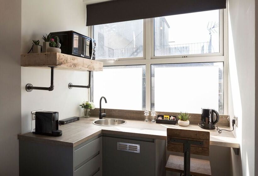 ホテル One Broad Street