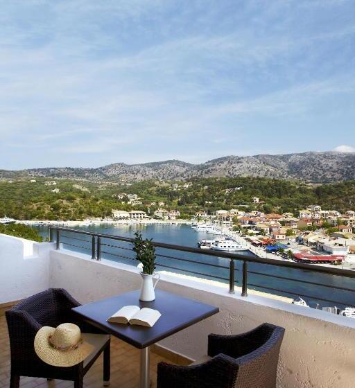 בית מלון כפרי Panorama Botsaris Apartments