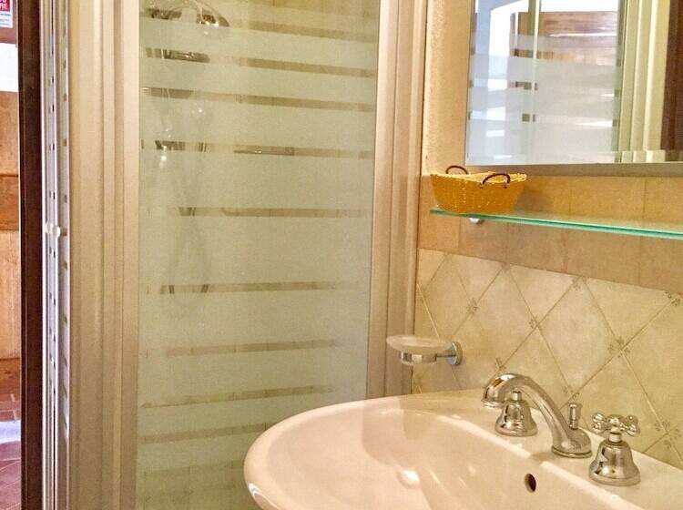 هتل Podere Fornaci