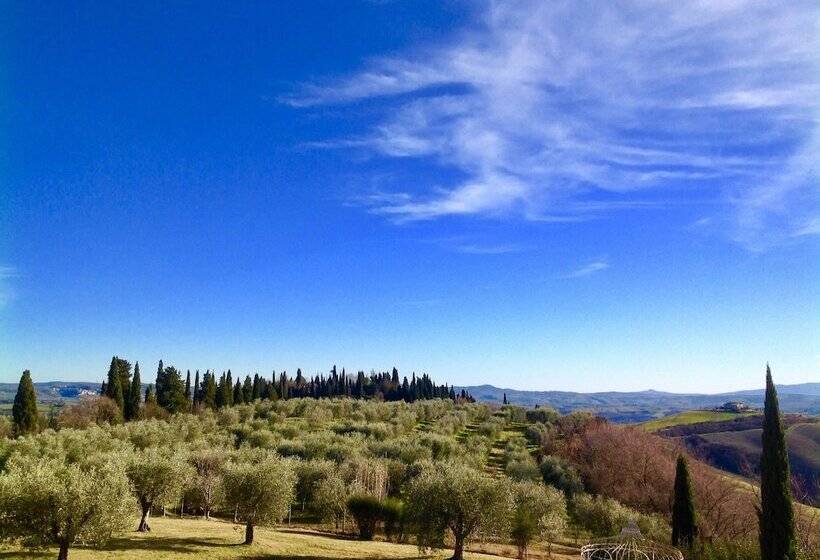 هتل Podere Fornaci