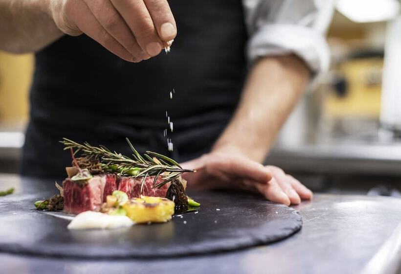 Post Hotel   Tradition & Lifestyle Adults Only