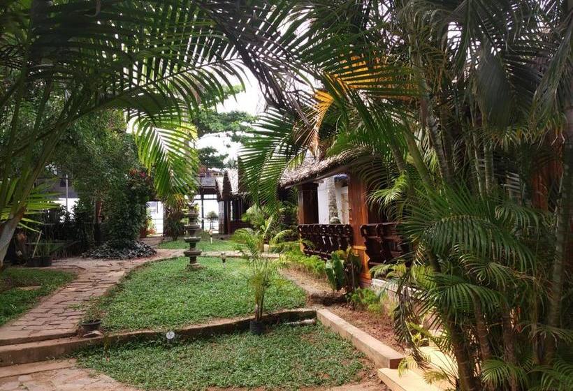 Отель Puthooram Resort