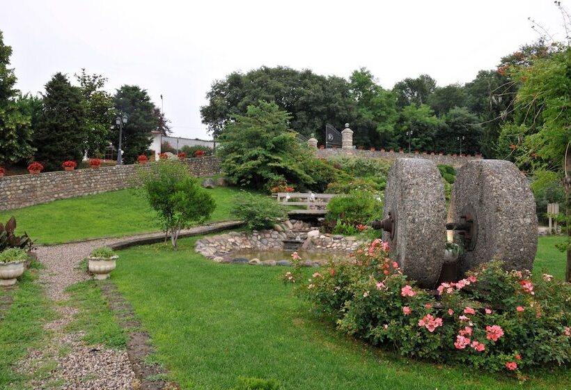 Отель Resort La Mola