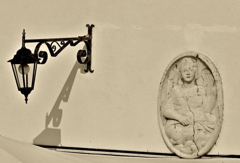 Отель Resort La Mola