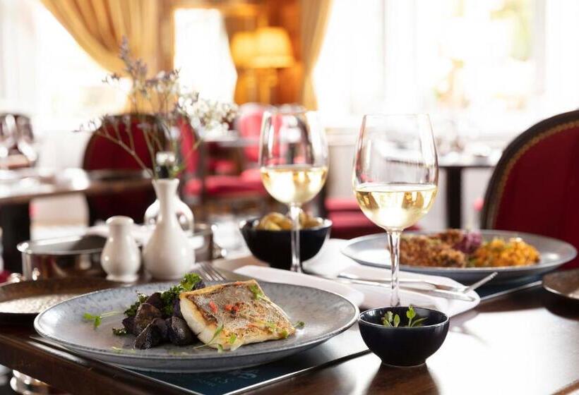 호텔 Scholars Townhouse