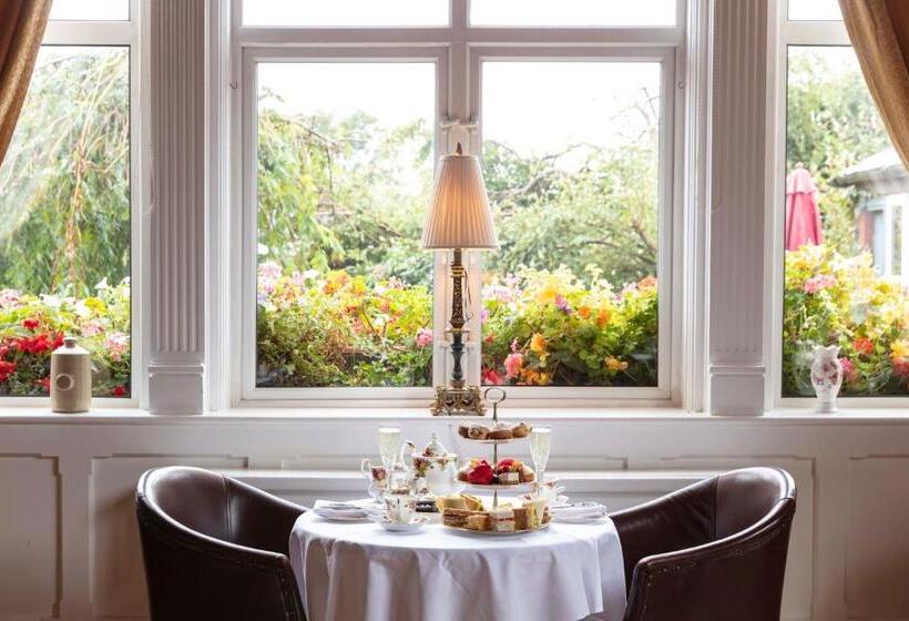 호텔 Scholars Townhouse