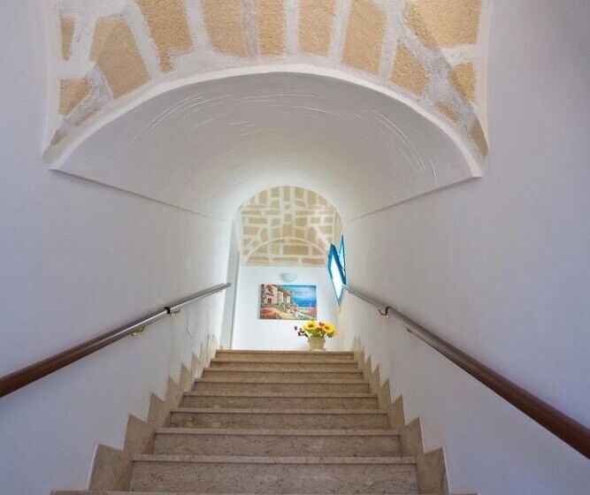 Отель Terra Del Sole