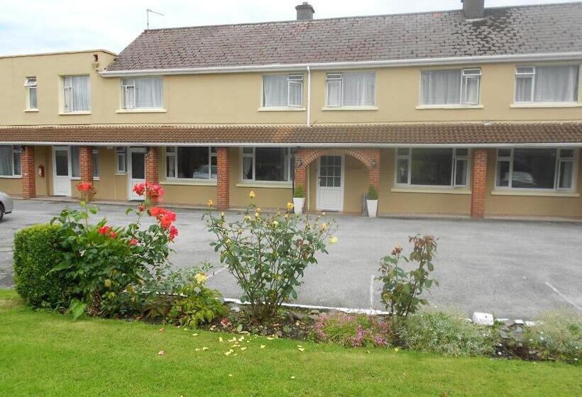 هتل The Gardens B&b