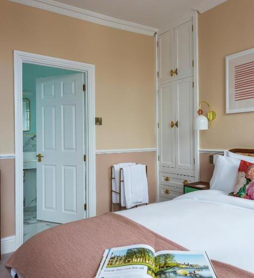 ホテル The George