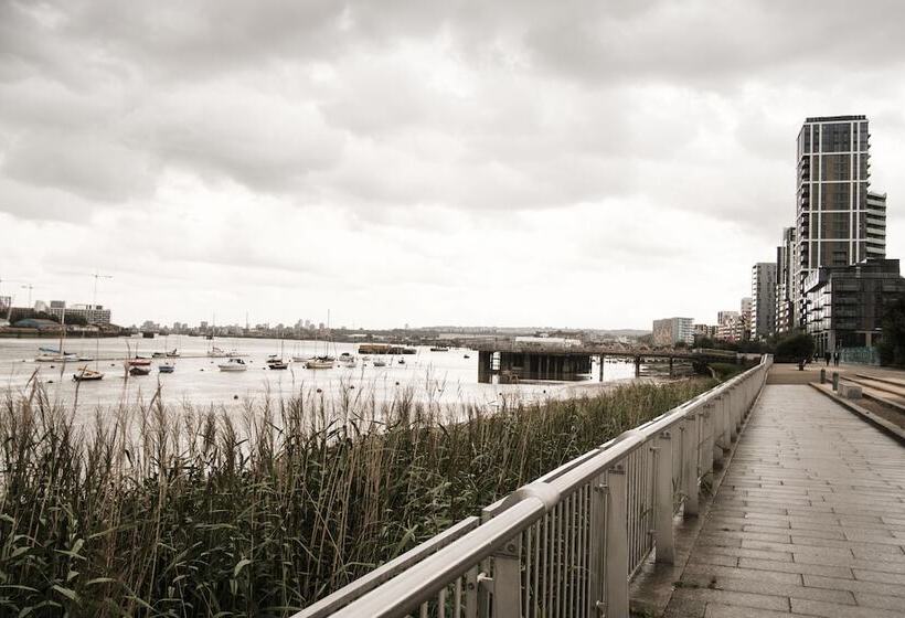 فندق The Pilot Inn