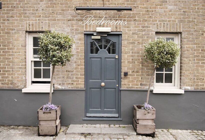 فندق The Pilot Inn