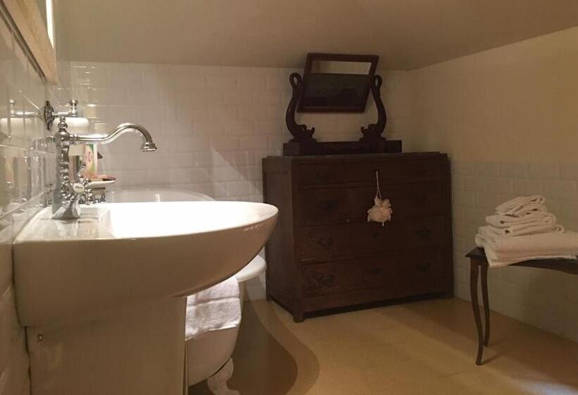 בית מלון כפרי Villa Della Certosa