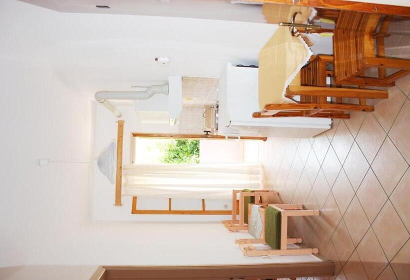 בית מלון כפרי Villa Rebecca