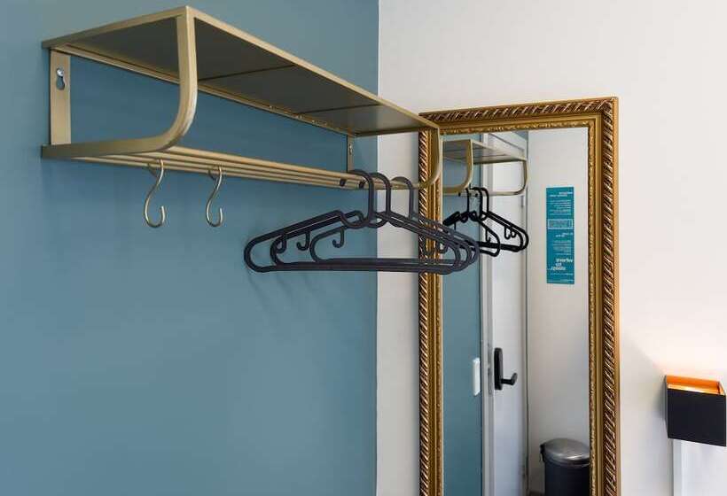 Отель Where To Sleep