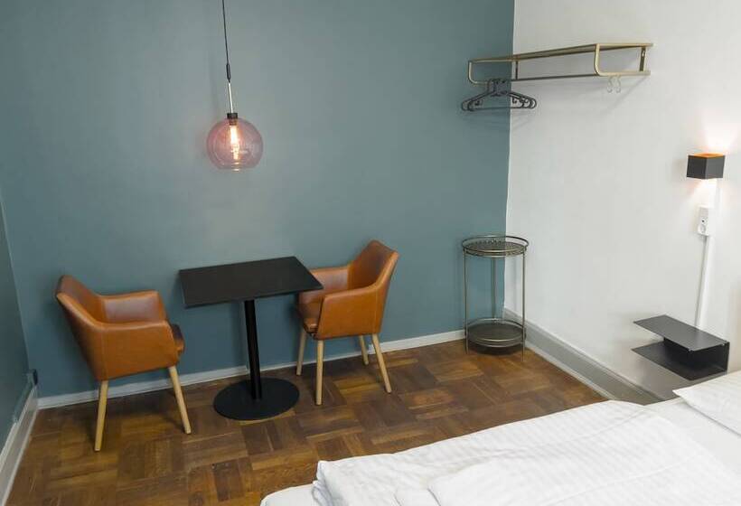 Отель Where To Sleep