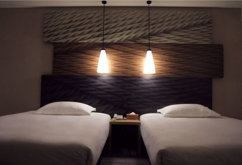 Отель Eastravel · Gaoxin Business