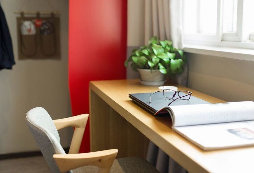 Отель Eastravel · Gaoxin Business