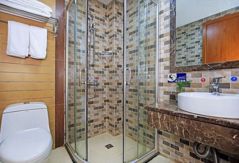 Отель Guilin Gunanmen