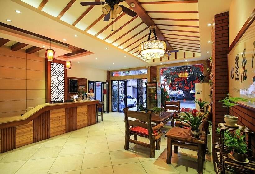 Отель Guilin Gunanmen