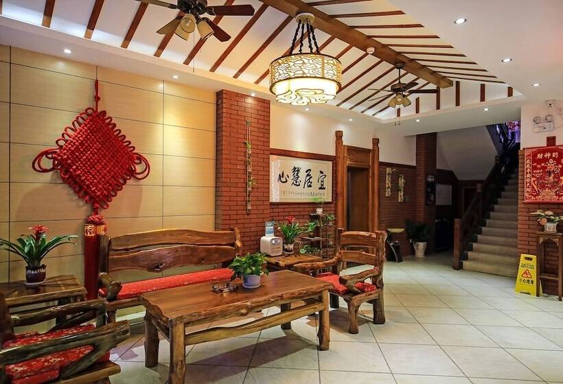 Отель Guilin Gunanmen