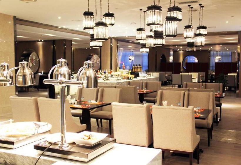 Отель Barony Park