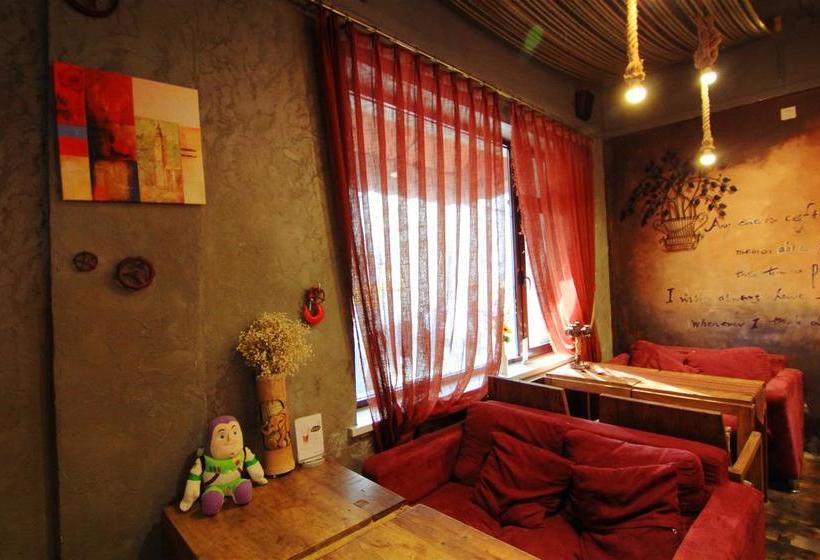 בית מלון כפרי Buzz Lightyear Youth Hostel