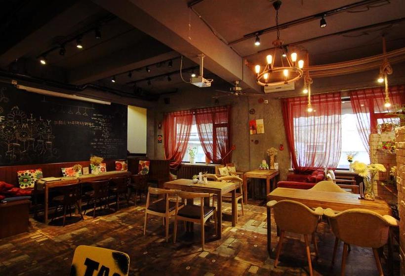 בית מלון כפרי Buzz Lightyear Youth Hostel