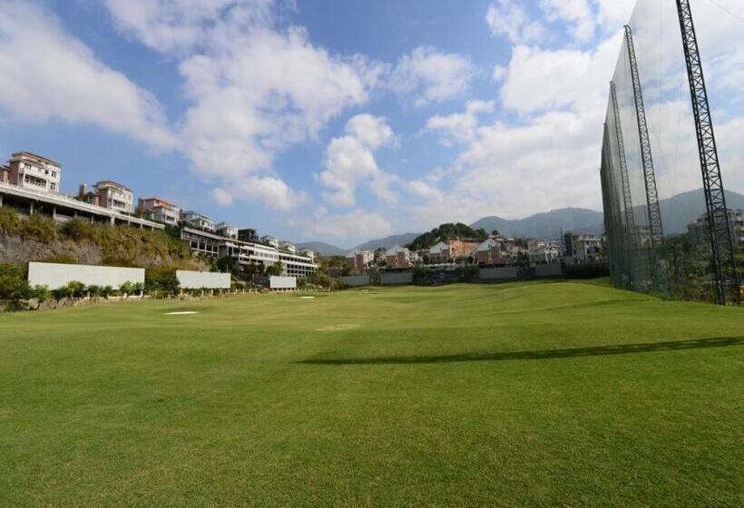 فندق Fuzhou Chuanjie Hotspring And Golf Club