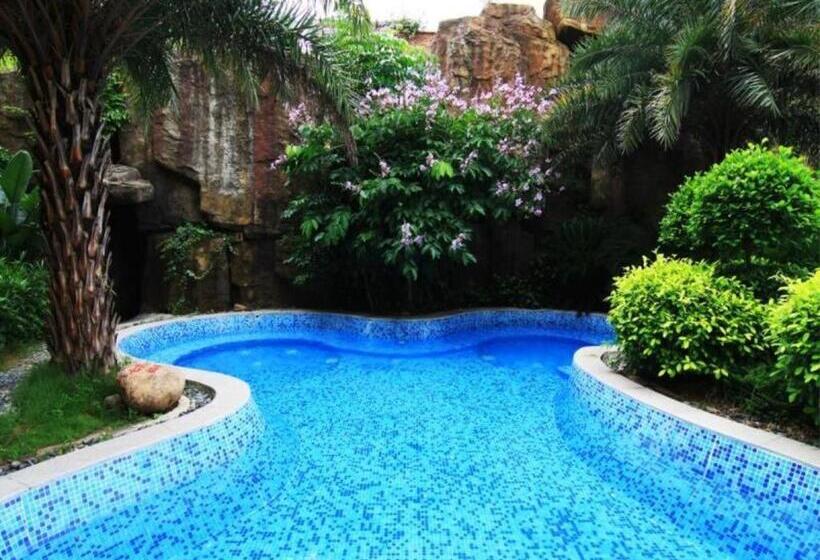 فندق Fuzhou Chuanjie Hotspring And Golf Club