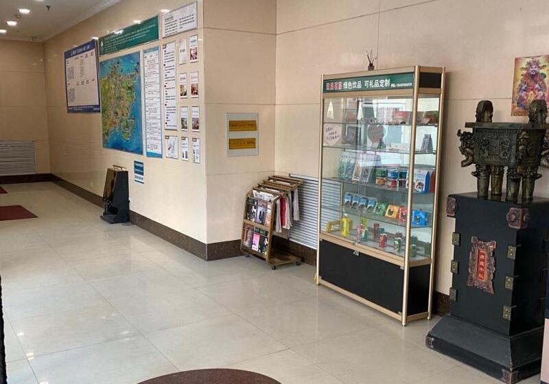 Отель Greentree Inn Shandong Weihai Wendeng Baida Square Business