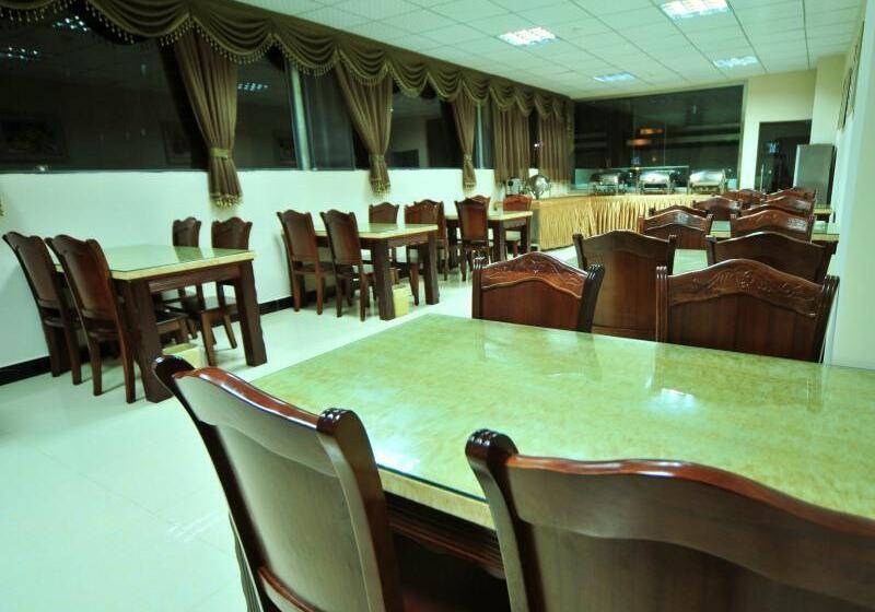 בית מלון כפרי Greentree Inn Yunnan Kunming Chenggong University City Shilin Street Express