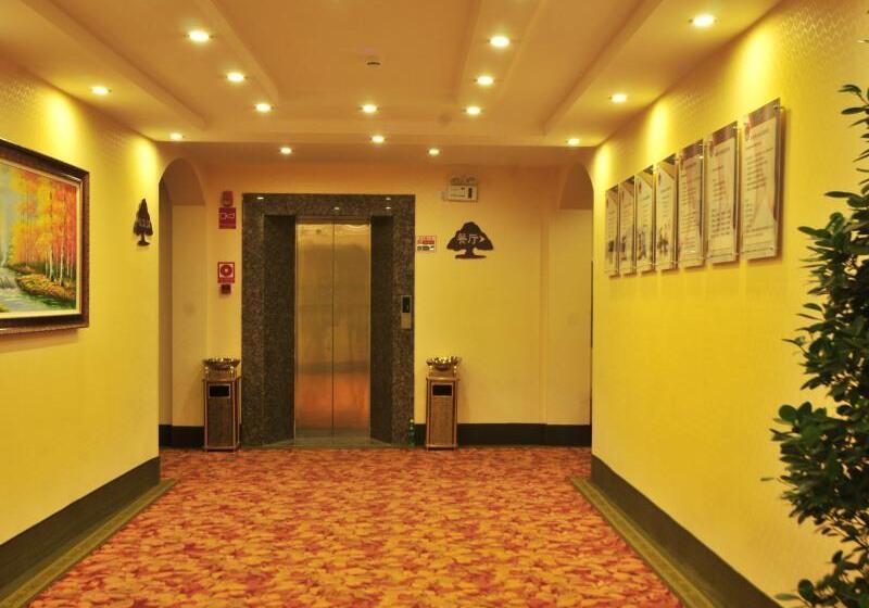 בית מלון כפרי Greentree Inn Yunnan Kunming Chenggong University City Shilin Street Express