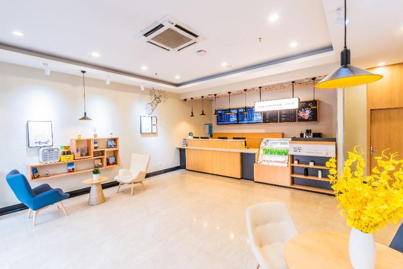 בית מלון כפרי Hanting  Hangzhou Xiaoshan People Square Metro Station