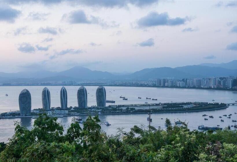 Ji Hotel Sanya Center