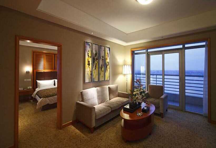 Отель Jiangsu Runao Garden