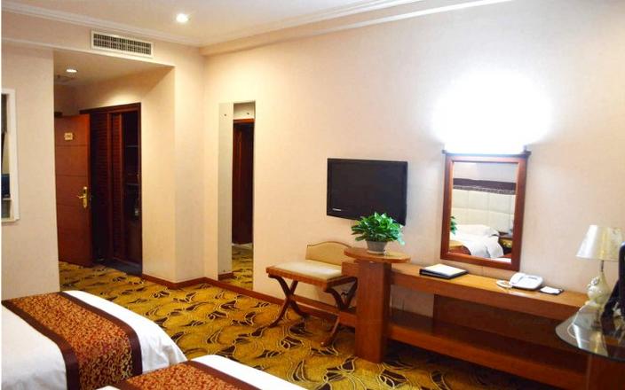 فندق Longhua Business