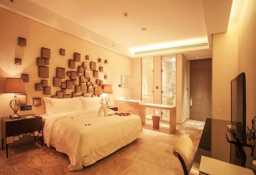 فندق Phoenix Island Resort Sanya