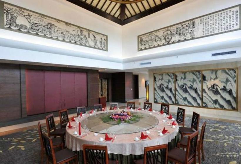 هتل Tangpo Hot Spring Resorts