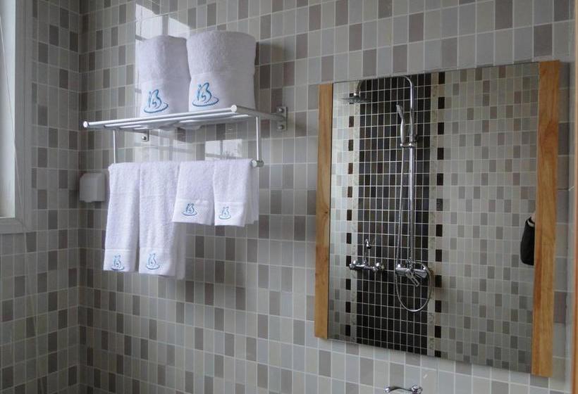 هتل Tangpo Hot Spring Resorts