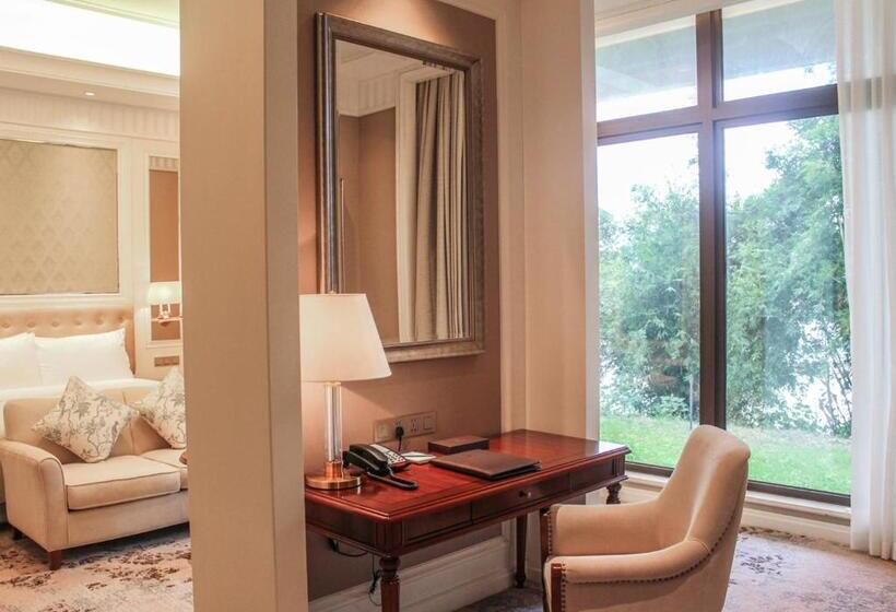 בית מלון כפרי Carp Islet Resort Fuzhou