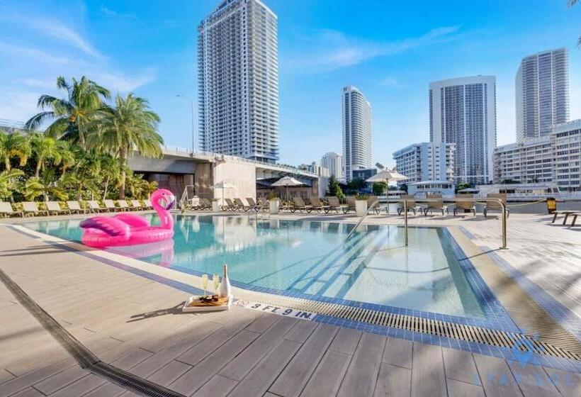 فندق صغير Resort Amenities   Amazing Pool And Gym