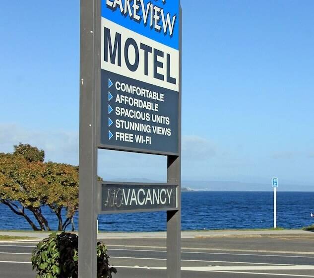 Acacia Lake View Motel