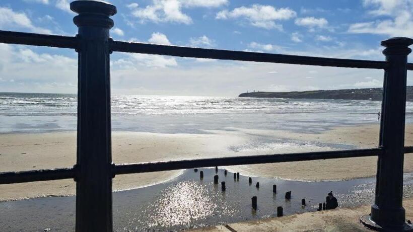 민박 Glenart House