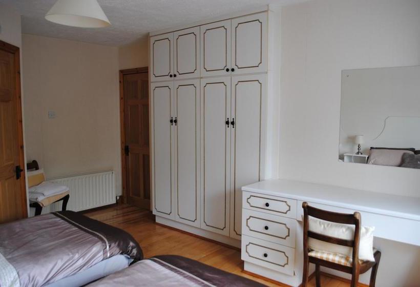 تختخواب و صبحانه Milltown House