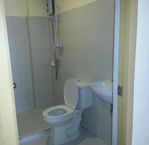 Bgc Hostel And Dorm  Qc